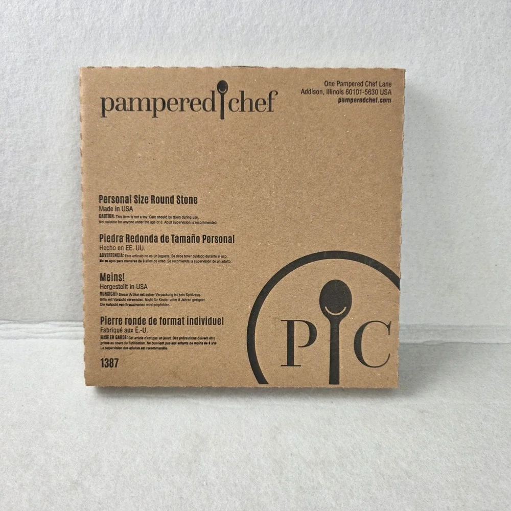 Pampered Chef Personal Size Round Stone 1387 Tan Stoneware Baking Pizza Pan USA